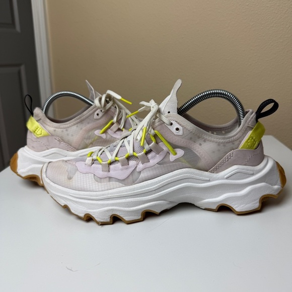 Sorel Kinetic Breakthru Tech Lace Sneakers in Dreamy, Sea Salt, Size 8.5 - Picture 1 of 8